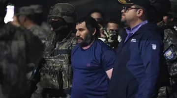 من سائق تاكسي إلى زعيم أخطر عصابة… من هو “فيتو” الذي تمت الموافقة على تسليمه للولايات المتحدة؟