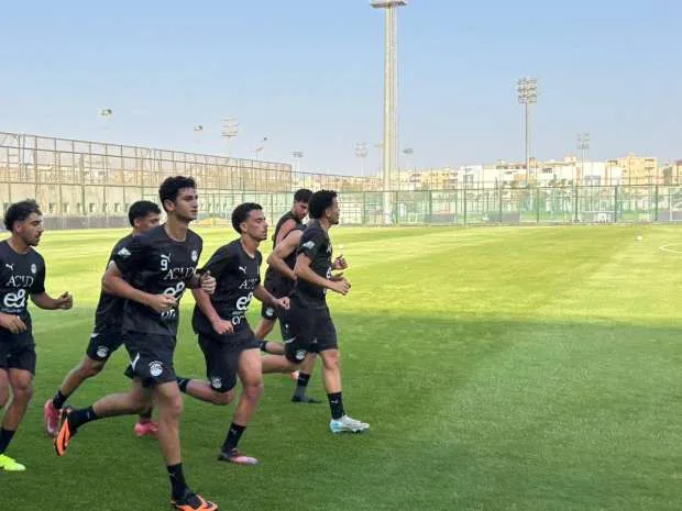 منتخب الشباب يستأنف تدريباته على فترتين تحضيراً للمباريات الودية مع الكويت منتخب الشباب يستأنف تدريباته على فترتين تحضيراً للمباريات الودية مع الكويت
