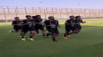 منتخب مصر للشباب تحت 20 عامًا يجري تمرينه الصباحي خلال معسكر التحضير لكأس العالم