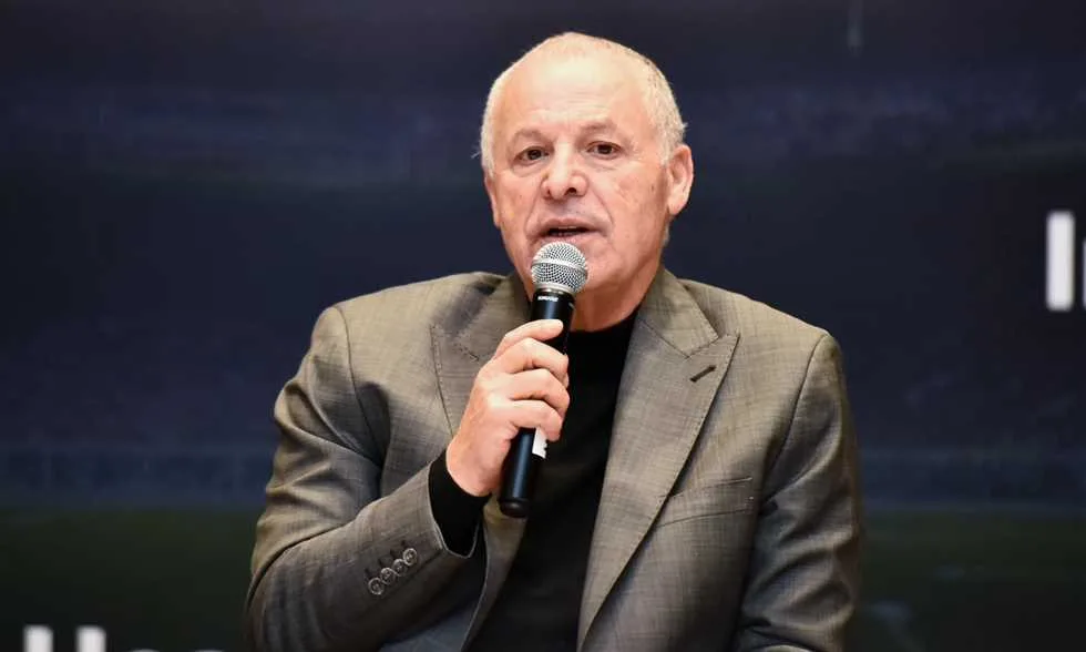منعاً للمخالفات.. اتحاد الكرة يرفض طلبات الأندية للعب في القاهرة والجيزة منعاً للمخالفات.. اتحاد الكرة يرفض طلبات الأندية للعب في القاهرة والجيزة