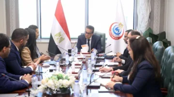 الصحة تناقش مع شركة ساندوز سبل تعزيز التعاون في تطوير صناعة الأدوية ودعم المبادرات الصحية الوطنية.