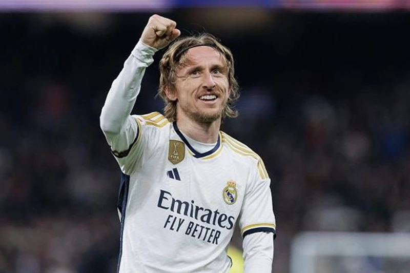 مودريتش ينضم إلى ميلان بعد انتهاء مسيرته مع ريال مدريد مودريتش ينضم إلى ميلان بعد انتهاء مسيرته مع ريال مدريد