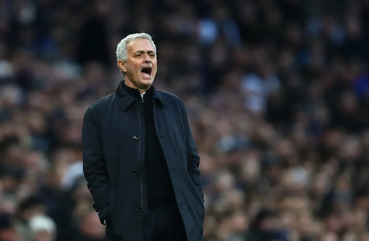 مورينيو يسعى للحصول على خدمات مدافع من ريال مدريد مورينيو يسعى للحصول على خدمات مدافع من ريال مدريد