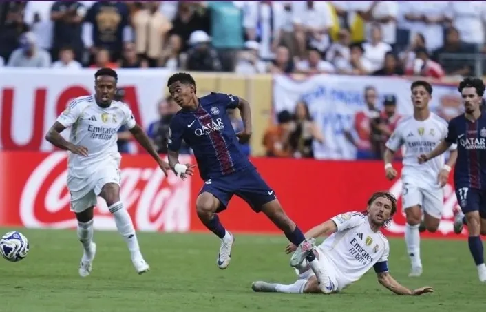 موعد مباراة نهائي كأس العالم للأندية بين باريس سان جيرمان وتشيلسي موعد مباراة نهائي كأس العالم للأندية بين باريس سان جيرمان وتشيلسي