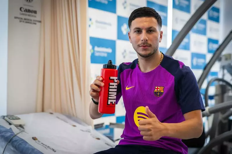 موندو ديبورتيفو: روني باردجي يوقع عقد انتقال إلى برشلونة يمتد حتى 2029 موندو ديبورتيفو: روني باردجي يوقع عقد انتقال إلى برشلونة يمتد حتى 2029