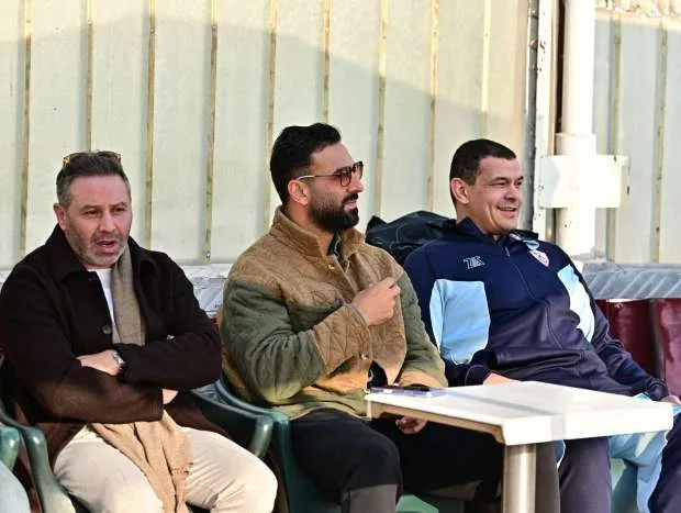 ميدو يشرع في تحدٍ جديد بالدوري القبرصي بعد مغادرته الزمالك (فيديو) ميدو يشرع في تحدٍ جديد بالدوري القبرصي بعد مغادرته الزمالك (فيديو)