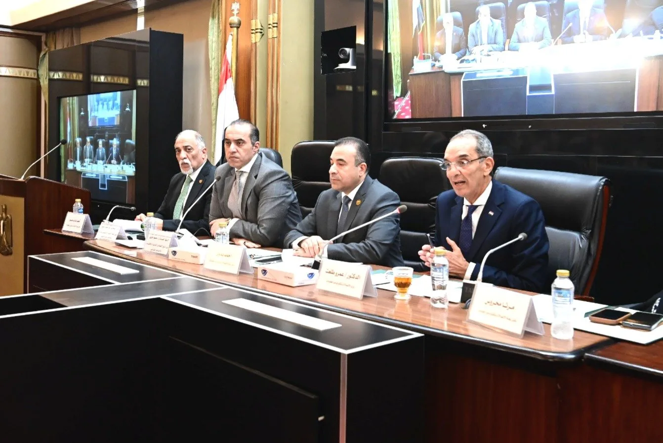نائب وزير الاتصالات للنواب: تحويل أكثر من 120 مليون مستخدم إلى الشبكات البديلة في فترة زمنية قصيرة نائب وزير الاتصالات للنواب: تحويل أكثر من 120 مليون مستخدم إلى الشبكات البديلة في فترة زمنية قصيرة