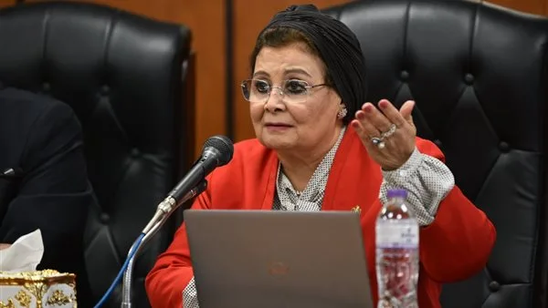 نائب وزير الصحة تناقش مع ممثلي القطاع الطبي الخاص في المنيا سُبل خفض معدلات الولادات القيصرية نائب وزير الصحة تناقش مع ممثلي القطاع الطبي الخاص في المنيا سُبل خفض معدلات الولادات القيصرية