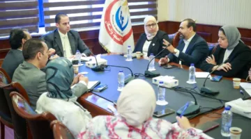 نائب وزير الصحة يبحث آخر تطورات السياحة العلاجية ويعرض فرص تدريب لأطباء الأسنان