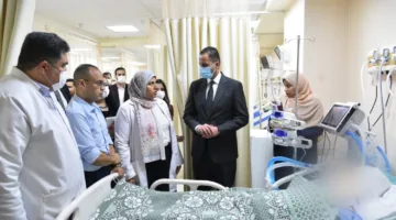 نائب وزير الصحة يزور المصابين في حادث الطريق الإقليمي بالمنوفية في مستشفى الباجور التخصصي