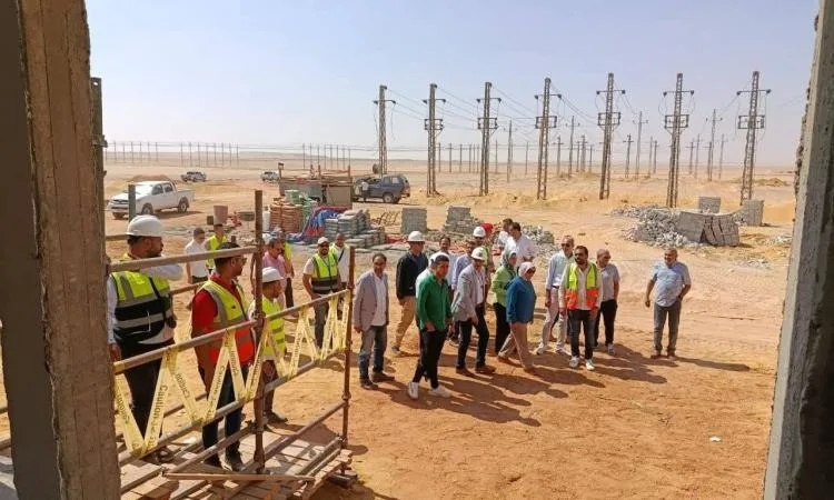 نائب وزير الكهرباء ورئيس الهيئة المصرية للنقل يزوران مشروعات محطتي الدلتا الجديدة نائب وزير الكهرباء ورئيس الهيئة المصرية للنقل يزوران مشروعات محطتي الدلتا الجديدة