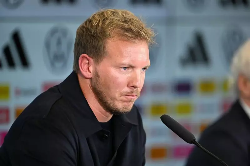 ناجلسمان: كيميش سيتواجد في مركز الوسط مع المنتخب الألماني. ناجلسمان: كيميش سيتواجد في مركز الوسط مع المنتخب الألماني.