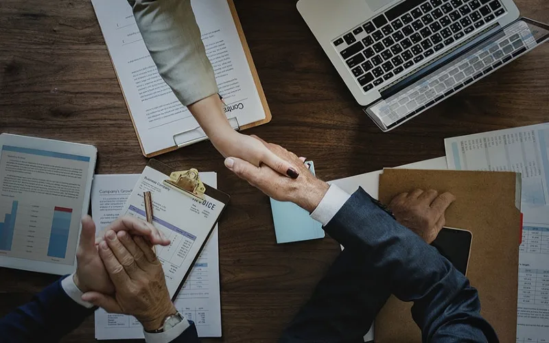 “نايس دير” تُمنح ترخيصاً لإطلاق أول منصة رقمية مخصصة لإدارة المطالبات الطبية. “نايس دير” تُمنح ترخيصاً لإطلاق أول منصة رقمية مخصصة لإدارة المطالبات الطبية.