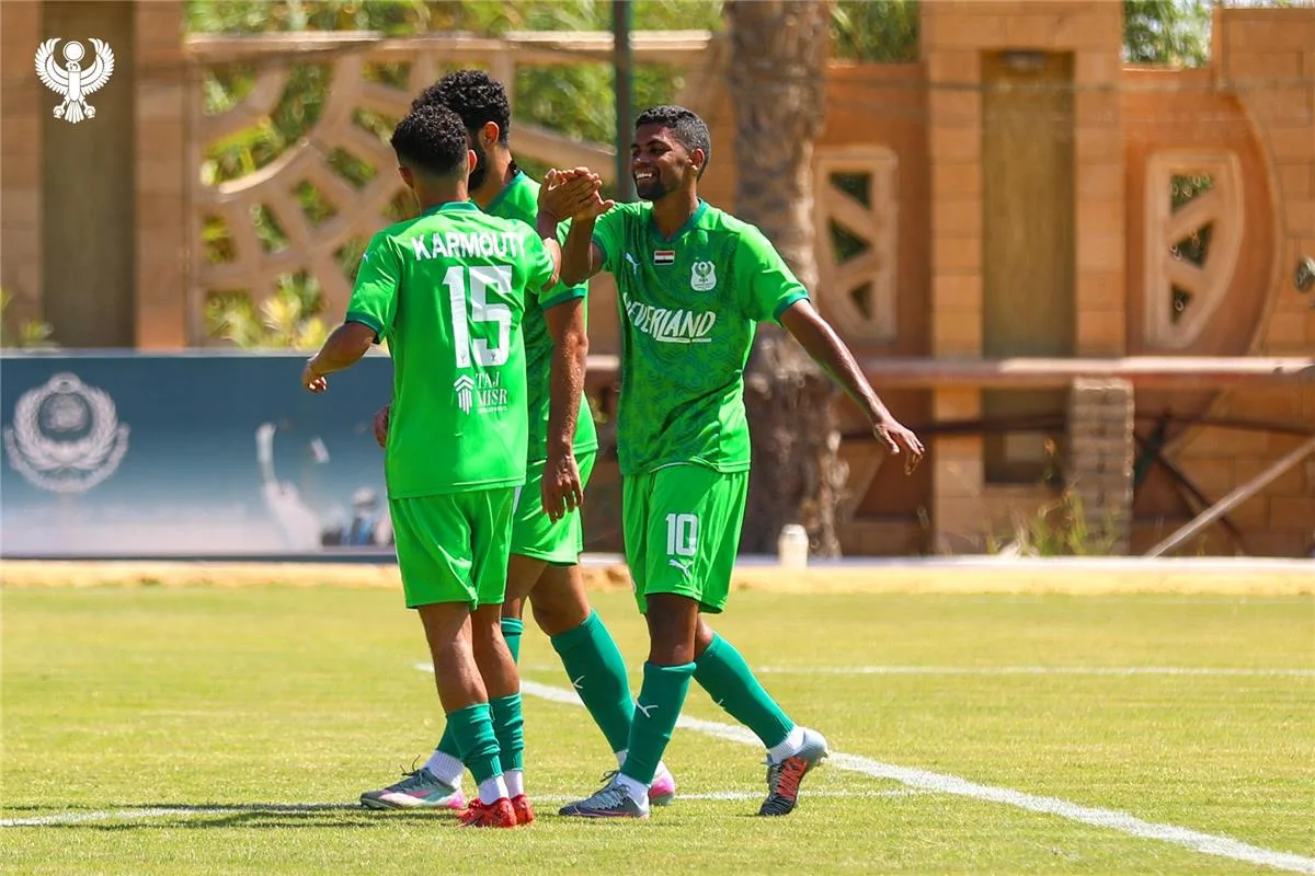 نجم الزمالك السابق يقود الصفاقسي التونسي لتحقيق التعادل مع المصري في مباراة ودية