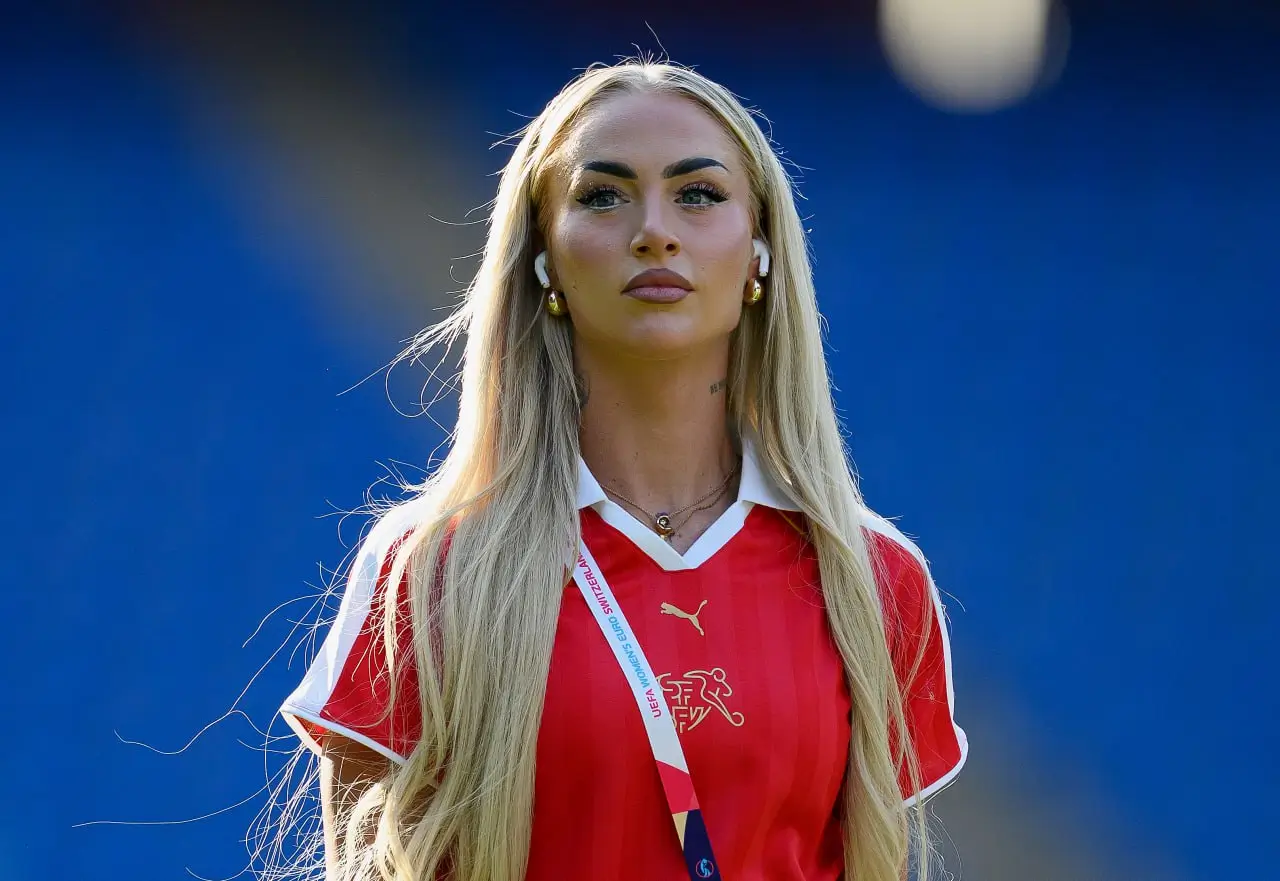 نجمة السويد تتوج بلقب أجمل لاعبة بدلاً من أليشيا ليمان نجمة السويد تتوج بلقب أجمل لاعبة بدلاً من أليشيا ليمان