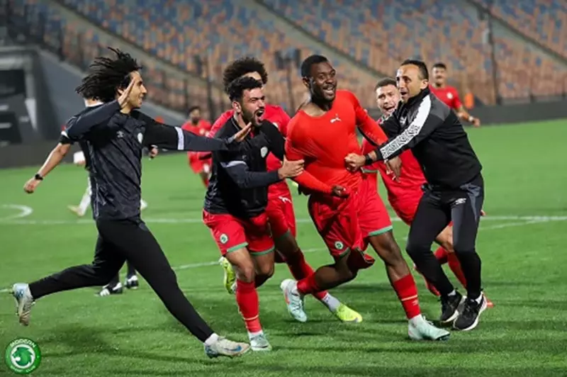 نجوم يكشف لـ”يلا كورة”: الزمالك كان يرغب في ضمي رسمياً، لكن مودرن سبورت لم يوافق على الصفقة نجوم يكشف لـ”يلا كورة”: الزمالك كان يرغب في ضمي رسمياً، لكن مودرن سبورت لم يوافق على الصفقة