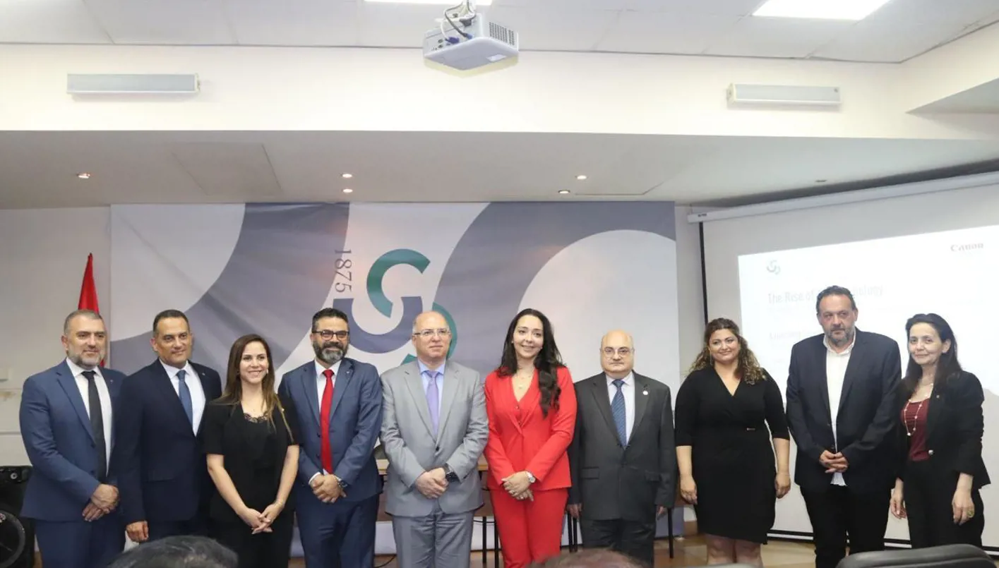ندوة أكاديمية في جامعة الحكمة تناقش تأثير الذكاء الاصطناعي على التصوير الطبي… حيدر: لبنان يمتلك القدرة على التميز والتقدم.