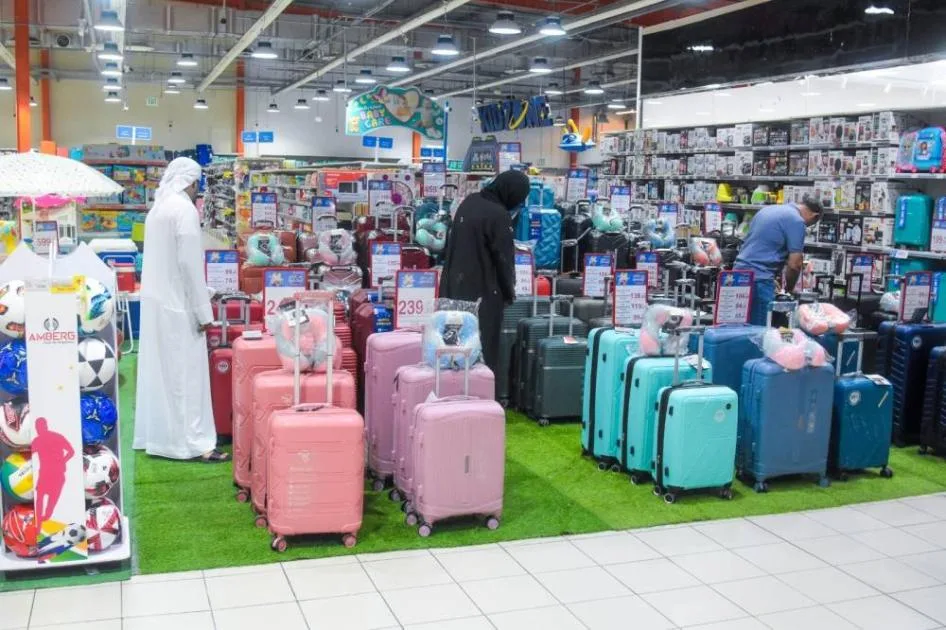نشاط تسوق ملحوظ في وقت العطلة الصيفية