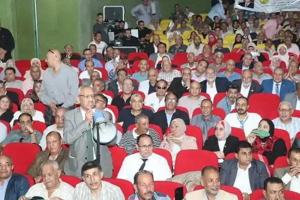 نقابة المعلمين تصادق بالإجماع على الميزانية العامة وتفوض “الزناتي” لتعزيز مواردها. نقابة المعلمين تصادق بالإجماع على الميزانية العامة وتفوض “الزناتي” لتعزيز مواردها.