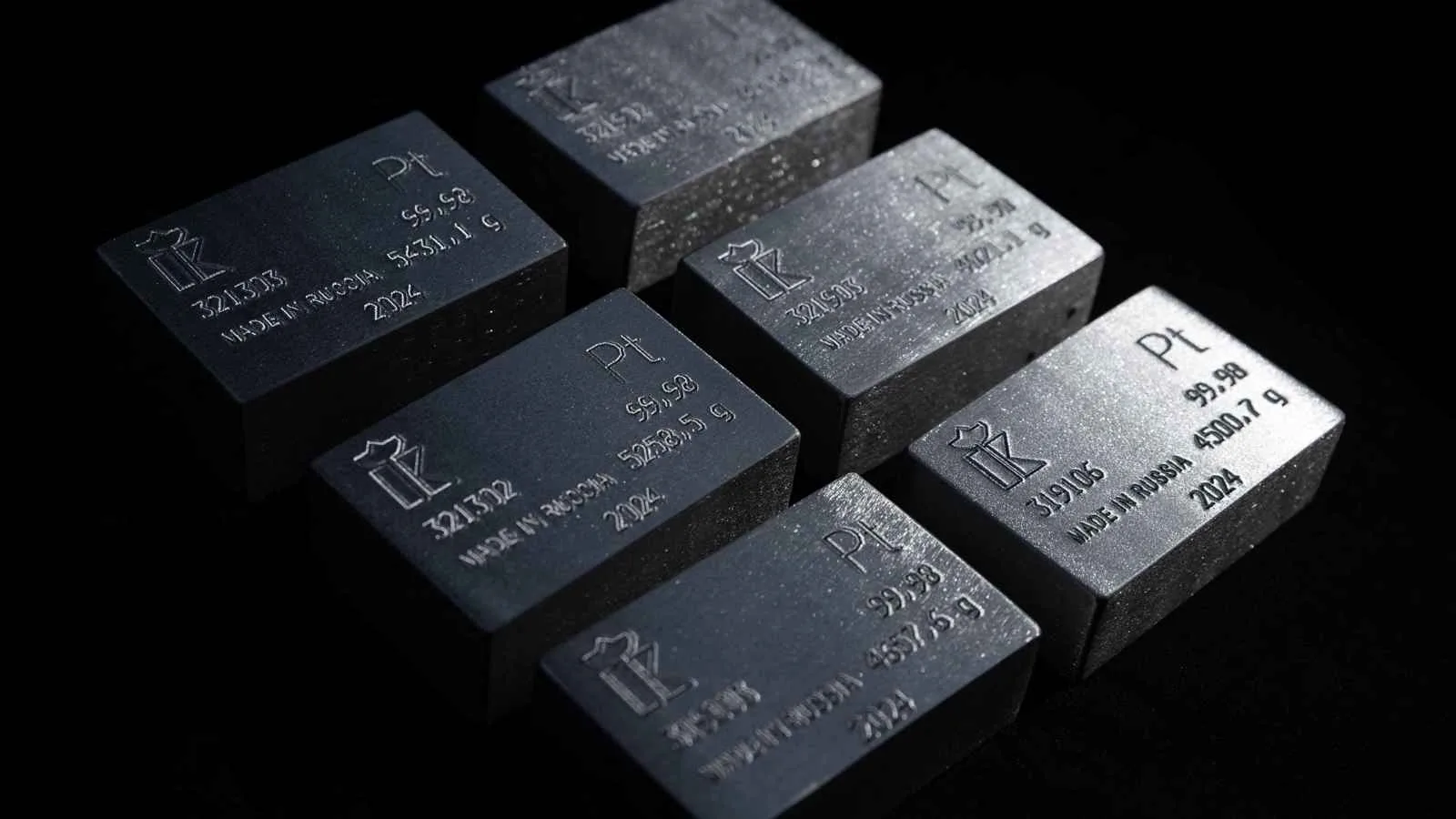 نقص الإمدادات يؤدي إلى ارتفاع سعر الفضة لأعلى قيمة له منذ 14 عاماً نقص الإمدادات يؤدي إلى ارتفاع سعر الفضة لأعلى قيمة له منذ 14 عاماً