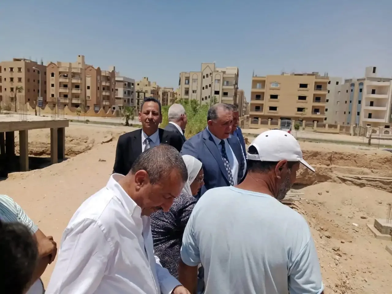 نقيب المحامين يطالب بزيادة الجهود في مشروع المركز الطبي بمدينة 6 أكتوبر وتسريع التنفيذ.