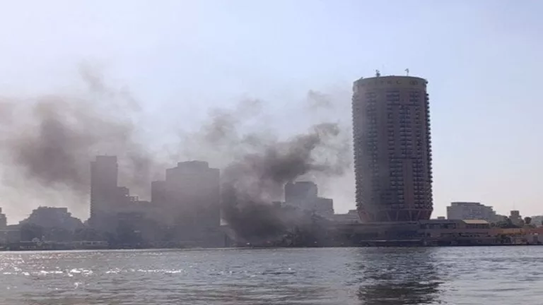 نيران محدودة في فندق سوفيتيل الجزيرة بالقاهرة.. بيان حكومي يوضح التفاصيل نيران محدودة في فندق سوفيتيل الجزيرة بالقاهرة.. بيان حكومي يوضح التفاصيل