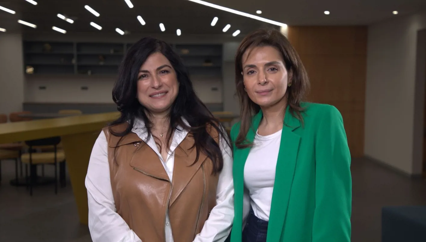 هبة القواس في ‘بودكاست مع نايلة’: الموسيقى تعكس جوهر الخلية والكون يتردد صداها من نبض داخلي هبة القواس في ‘بودكاست مع نايلة’: الموسيقى تعكس جوهر الخلية والكون يتردد صداها من نبض داخلي