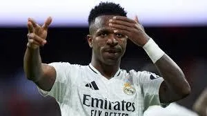 هل يغادر فينيسيوس ريال مدريد؟ عرض سعودي ضخم يهدد استمراره في إسبانيا هل يغادر فينيسيوس ريال مدريد؟ عرض سعودي ضخم يهدد استمراره في إسبانيا