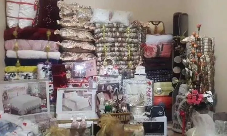 هل يمكن تقديم زكاة المال كهدية لعروس؟ هل يمكن تقديم زكاة المال كهدية لعروس؟