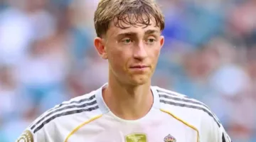 هويسن يقدم اعتذاره للاعبي ريال مدريد قبل اللقاء مع باريس سان جيرمان