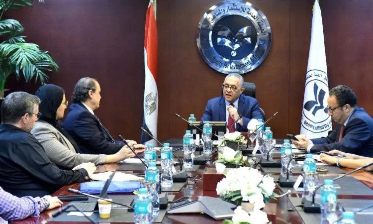 هيبة: مصر تتحول إلى مركز إقليمي لصناعة وتجارة المنسوجات والملابس في غضون عامين هيبة: مصر تتحول إلى مركز إقليمي لصناعة وتجارة المنسوجات والملابس في غضون عامين