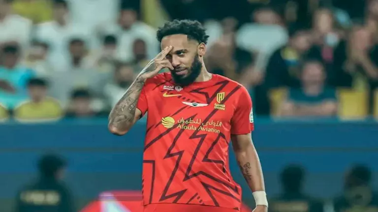 “وافق على عرض مالي أقل”.. أوباميانج يفاجئ صفقة الانتقال إلى السعودية “وافق على عرض مالي أقل”.. أوباميانج يفاجئ صفقة الانتقال إلى السعودية