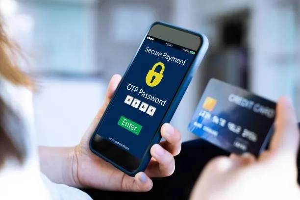 وداعاً لرسائل الـ«OTP»… تطبيقات البنوك تبقي الحسابات آمنة وداعاً لرسائل الـ«OTP»… تطبيقات البنوك تبقي الحسابات آمنة
