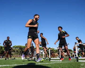 ودياً.. الاتحاد يتعرض للهزيمة أمام فيتوريا جيماريش بثلاثة أهداف.