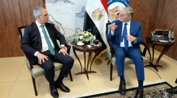 “وزارة البترول” تتناقش مع “شلمبرجير” بشأن تعزيز جهود الاستكشاف والإنتاج