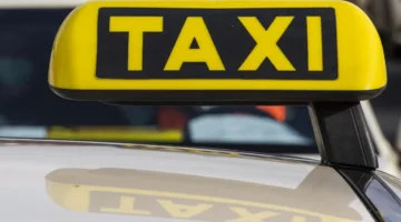 وزارة الداخلية تبدأ تطبيق قواعد جديدة لتنظيم قطاع taxis في المغرب