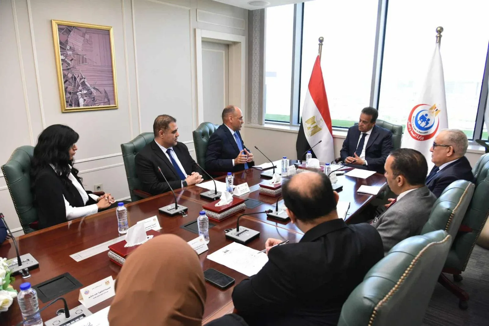 وزارة الصحة تستكشف فرص الشراكة مع شركة جونسون آند جونسون وزارة الصحة تستكشف فرص الشراكة مع شركة جونسون آند جونسون