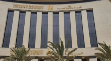 وزارة الكهرباء تؤكد عدم حدوث أي حريق في محطات المحولات على مستوى البلاد.