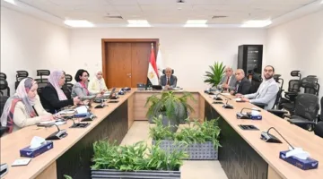 وزارة الموارد المائية تبحث في الآثار السلبية للتغيرات المناخية على الموارد المائية