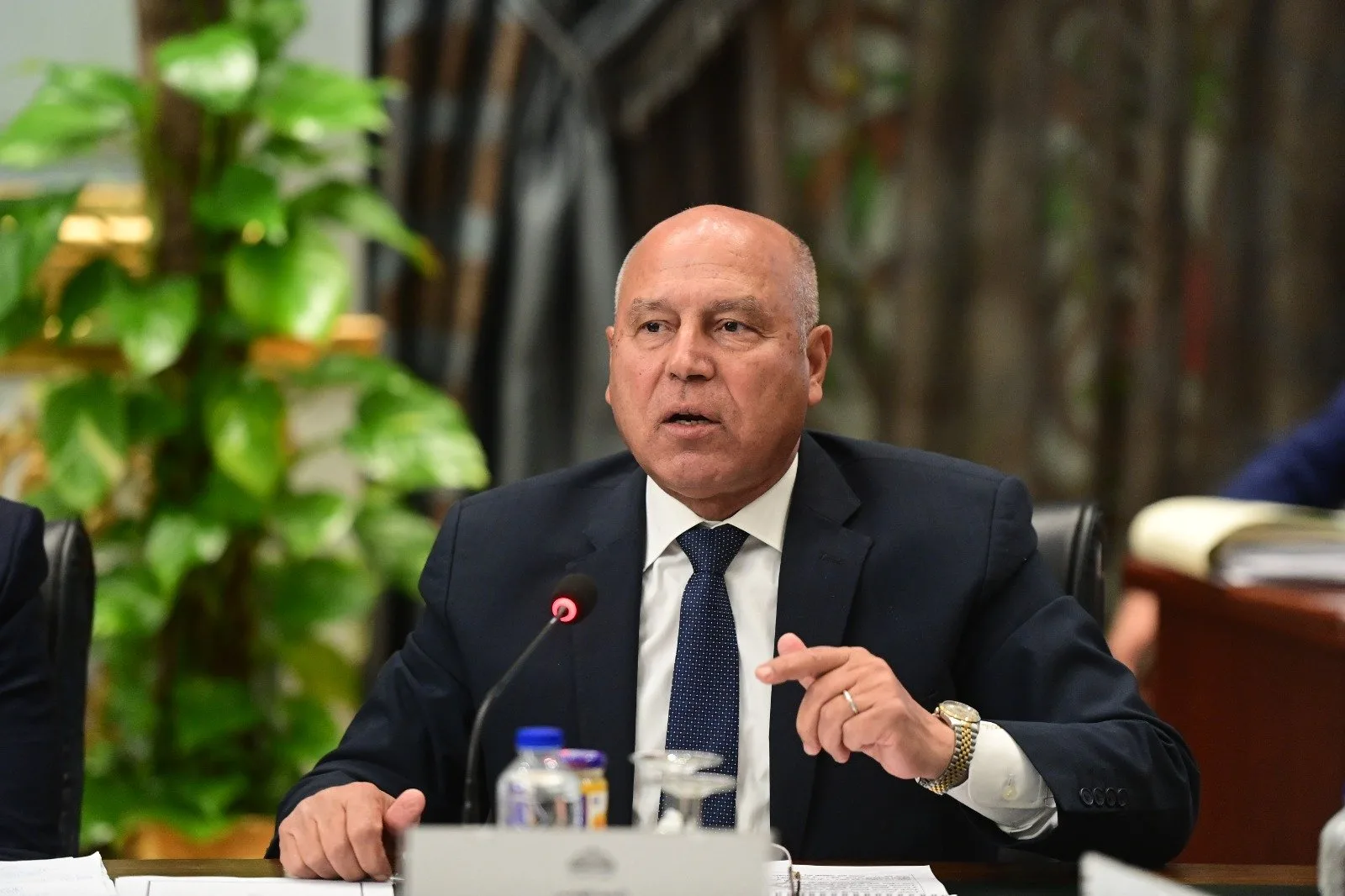 وزارة النقل”: إطلاق برنامج تدريبي مجاني لتأهيل سائقي الحافلات والمركبات الثقيلة تحت شعار “سائق مدرب… لطريق أكثر أمانًا وزارة النقل”: إطلاق برنامج تدريبي مجاني لتأهيل سائقي الحافلات والمركبات الثقيلة تحت شعار “سائق مدرب… لطريق أكثر أمانًا