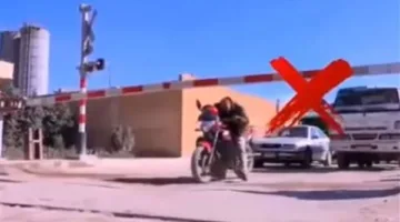 وزارة النقل تطلق نداءً هاماً بشأن عبور مزلقانات السكك الحديدية
