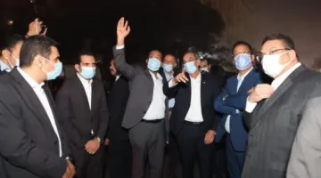 وزير الاتصالات يزور مركز رمسيس ويتابع جهود استعادة خدمات الاتصالات المتضررة من الحريق
