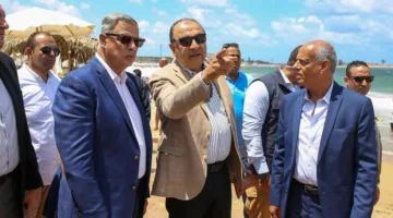 وزير الأعمال العامة ومحافظ الإسكندرية يقومان بجولة تفقدية شاملة في منطقة المعمورة