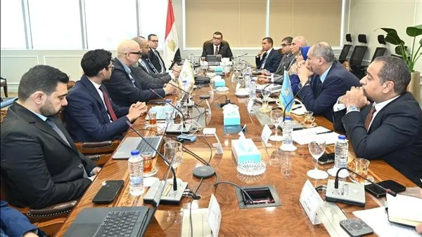 وزير الإسكان: تركيز كبير على تعزيز الحوكمة والتحول الرقمي في قطاع العقارات