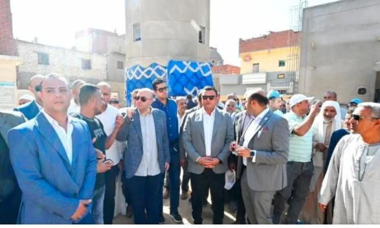 وزير الإسكان ومحافظ بني سويف يزوران محطة مياه الشرب في الفقاعي بمركز ببا وزير الإسكان ومحافظ بني سويف يزوران محطة مياه الشرب في الفقاعي بمركز ببا