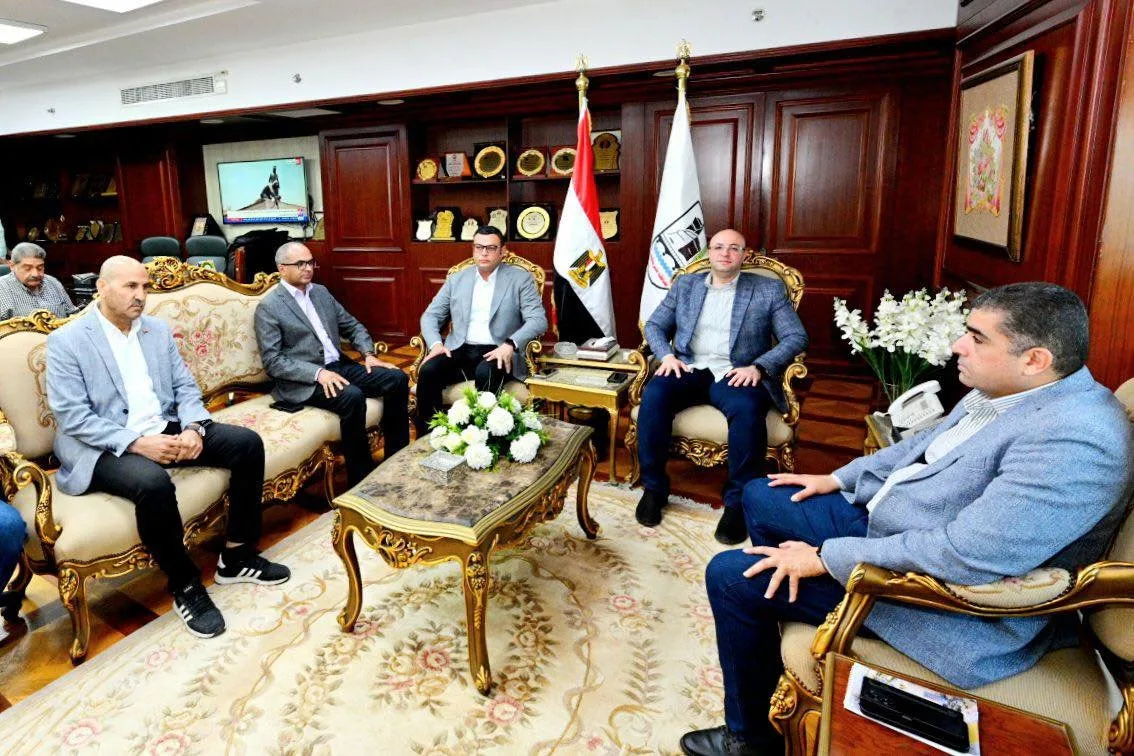 وزير الإسكان يتوجه إلى محافظة بني سويف لمتابعة مستجدات بعض المشاريع في إطار المبادرة الرئاسية “حياة كريمة” وزير الإسكان يتوجه إلى محافظة بني سويف لمتابعة مستجدات بعض المشاريع في إطار المبادرة الرئاسية “حياة كريمة”