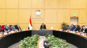 وزير الإسكان يراقب وضع توفيق الأوضاع في الأراضي المضافة لأحوزة عدة مدن جديدة