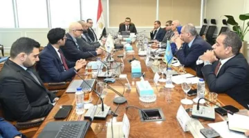 وزير الإسكان يعقد اجتماعًا لمتابعة آخر التطورات حول إطلاق منصتين لتنظيم السوق العقارية