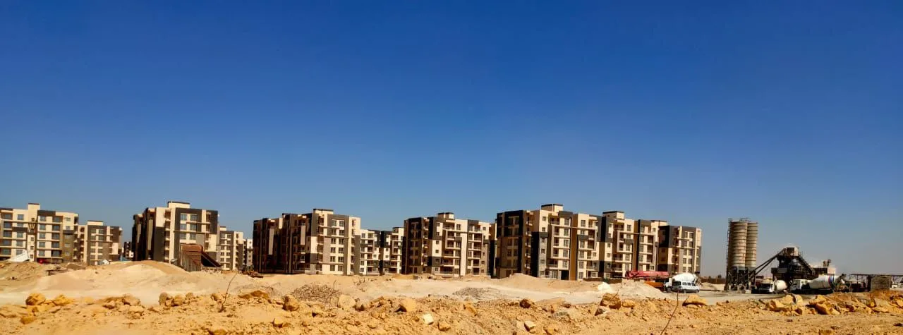 وزير الإسكان يقوم بجولة في مدينة الشيخ زايد ويأمر بتنظيف المخلفات وصيانة الطرق والمساحات الخضراء. وزير الإسكان يقوم بجولة في مدينة الشيخ زايد ويأمر بتنظيف المخلفات وصيانة الطرق والمساحات الخضراء.