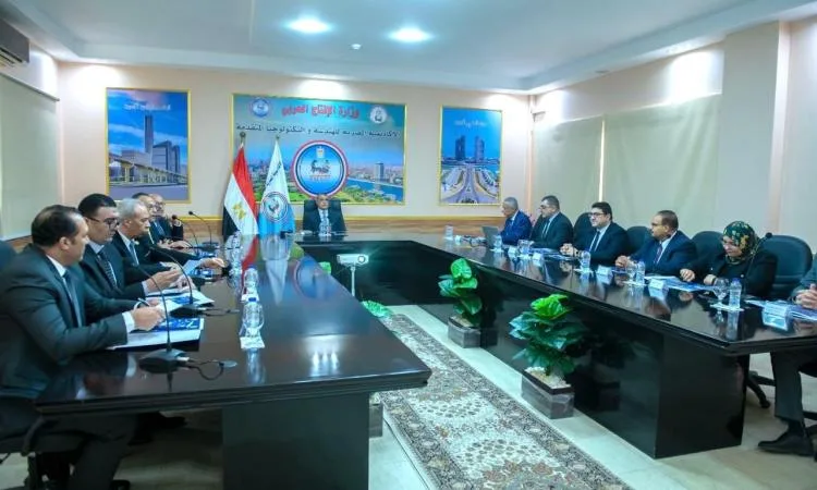 وزير الإنتاج الحربي: الأكاديمية المصرية للهندسة والتكنولوجيا مؤسسة تعليمية فريدة
